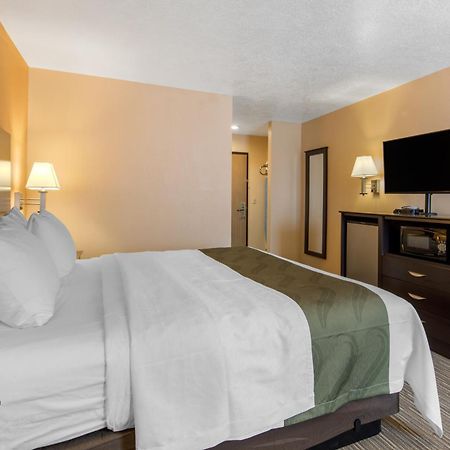 Quality Inn & Suites Albuquerque North Near Balloon Fiesta Park Екстер'єр фото